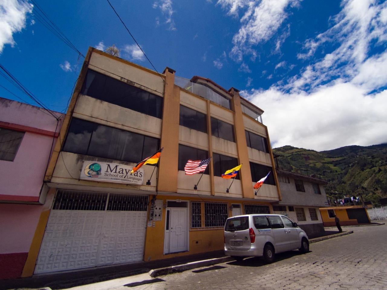 Mayra'S Apartments And Spanish School Banos  Exterior photo